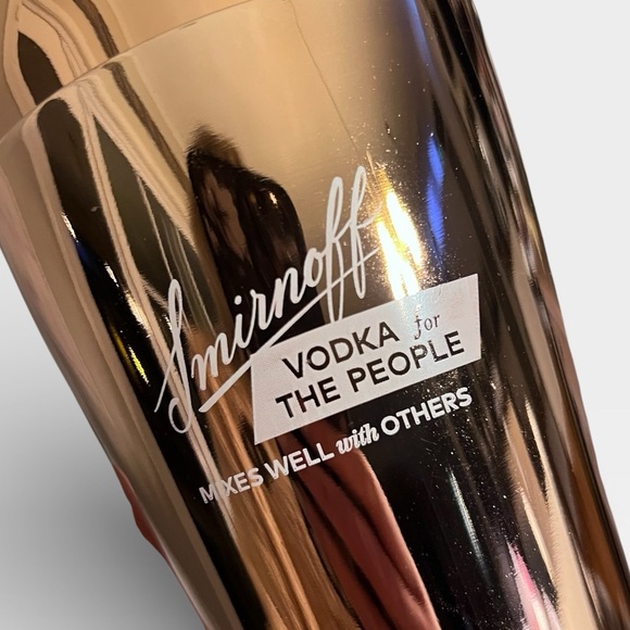 Viski Copper Cocktail Shaker 25oz - Picture 7 of 7